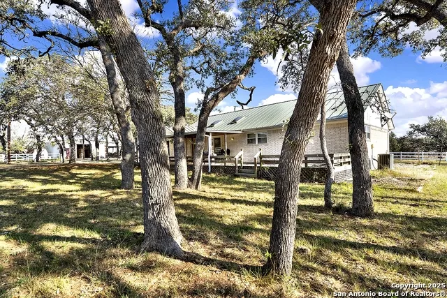 16103 State Highway 16 N Medina, TX 78055